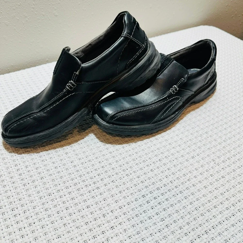 Clarks Gessler‎ Step Loafers Men Size 10 Black Leather Dress Shoes Classic